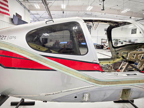 Cirrus SR22T Fuselage with Bill of Sale, Airworthiness, Data Tag & Logbooks
