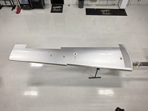 Cirrus SR22T Single-Piece Wing Assembly