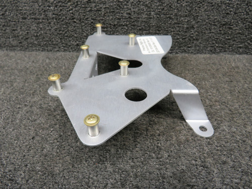 22106-004 (Alt: 21-60-01) Cirrus SR22 Dual Actuator Mounting Plate Assembly