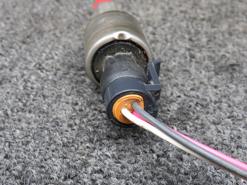 12-635-004 Cirrus SR22 Oil Pressure Transducer