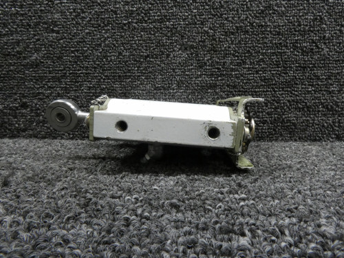 6361620-1 (Use: 6396022-201) Cessna 525 Citation CJ1 Aileron Actuator Assembly