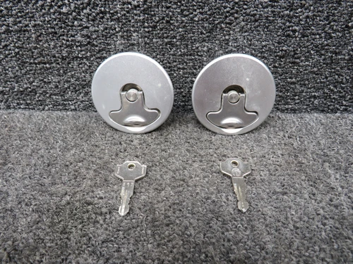 18051-002 Cirrus SR22 Locking Fuel Cap Set of 2 with Keys