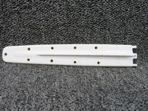 0711037-16 (Use: 0711037-22) Cessna Cabin Door Hinge Upper RH (White)