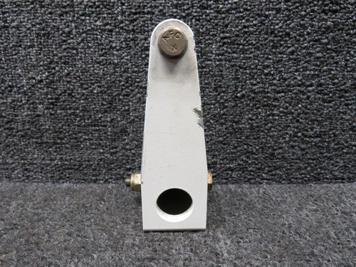29567-001 Cirrus SR22 Flap Torque Tube End Fitting