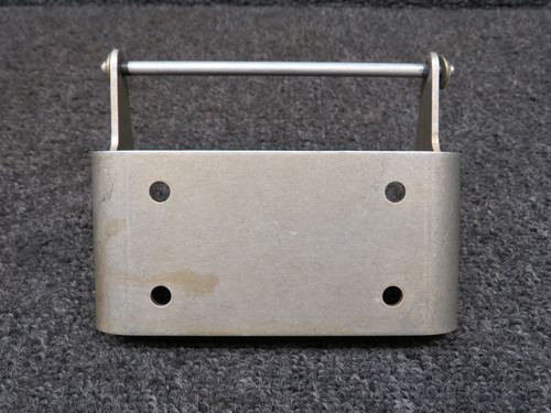 10523-002 Cirrus SR22 Rudder/Elevator Pulley Bracket
