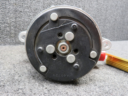 1133120-7 (Alt: 21119-008) Cirrus SR22 Enviro Systems AC Compressor Assy (28V)
