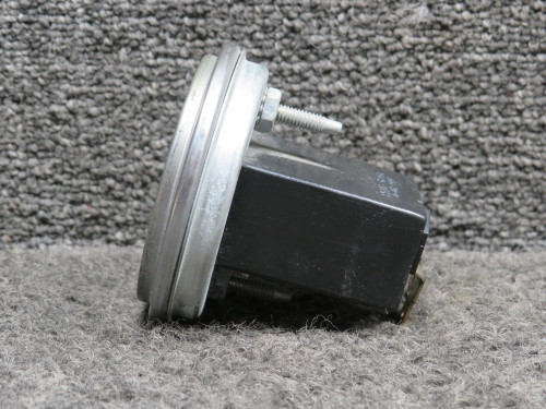 15007 Stewart-Warner Hobbs Hour Meter Indicator 4-40 Volts (Hours: 2252.1)