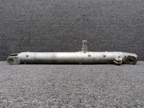 010A-38202-31 Mitsubishi MU-2B-25 Main Landing Gear Leg Assembly LH