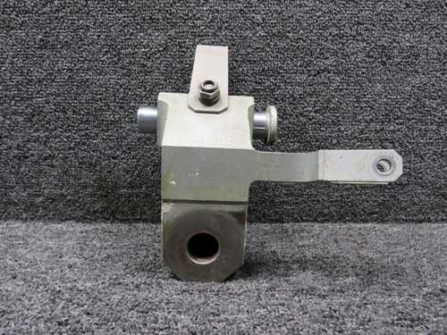 010A-38365-11 Mitsubishi MU-2B-10 Main Landing Gear Yoke Assembly LH