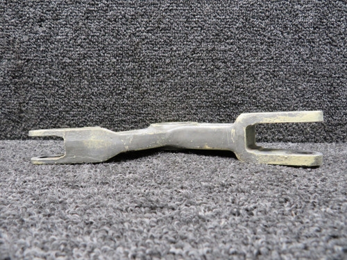 010A-38266-11 Mitsubishi MU-2B-10 Main Landing Gear Crank Assembly