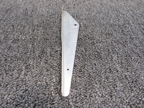 2213060-1 Cessna R182 Bracket Aft Center LH