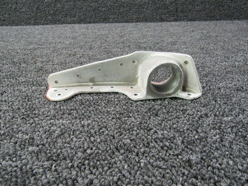 0712305-4AGW (Use: 0712780-2) Cessna 188 Tail Gear Mount Casting RH