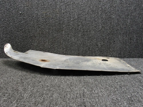 0823413-31 Cessna Lower Wing Tip Tank Fairing LH