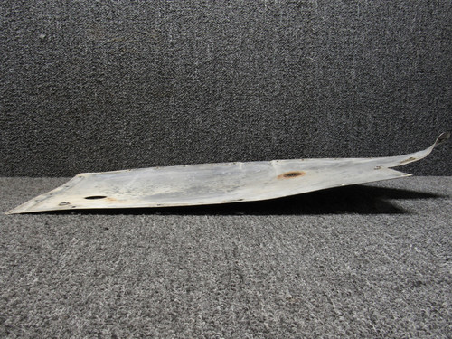 0823413-31 Cessna Lower Wing Tip Tank Fairing LH