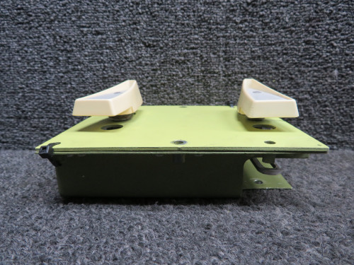 1516208-1 Cessna T337G Fuel Selector Bracket with Plate, Levers & Knobs