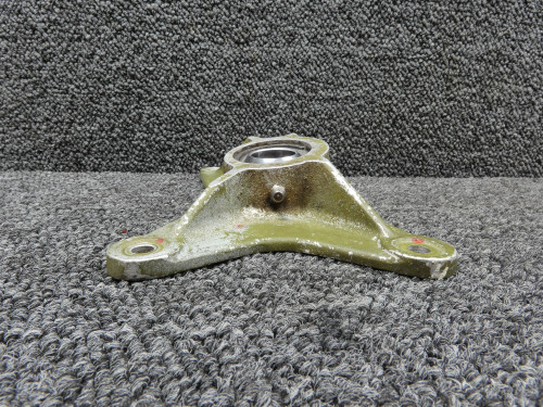 67041-4 Piper Main Landing Gear Forward Trunnion Fitting LH