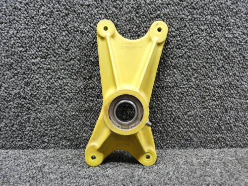 20394-000 (Cast: 20392) Piper PA30 Main Landing Gear Trunnion Fitting Rear RH