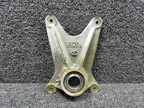 67042-012 (Cast: 67043-2) Piper PA34-200T Main Landing Gear Trunnion Fitting Aft