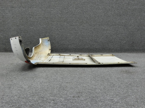 2252042-14, 2252021-25 Cessna 182RG Center Upper Cowl and Nose Cap Assembly