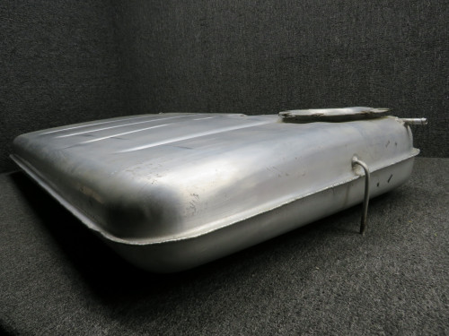 1516120-4 (Use: 1516132-2) Cessna T337G Fuel Tank Assembly Outboard RH