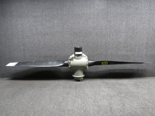 D2AF34C305-A McCauley Aft Engine Two Blade Propeller Assembly (Core)