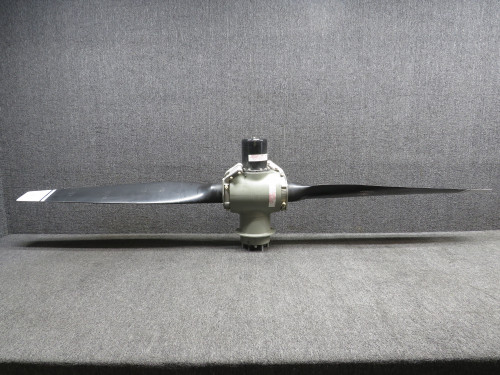 D2AF34C305-A McCauley Aft Engine Two Blade Propeller Assembly (Core)