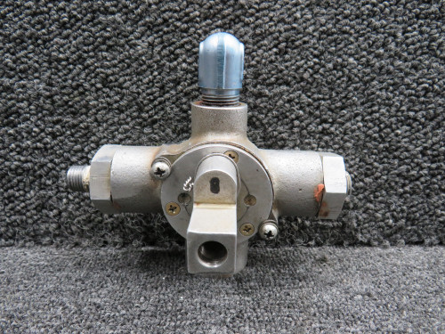 0855020-4 (Use: 0855020-4S) Cessna 310K Aux Fuel Selector Valve Assembly (Core)