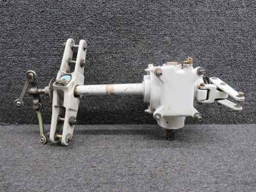 206-040-400-13 Bell Helicopter Gearbox & Tail Rotor Yoke Assembly (Core)