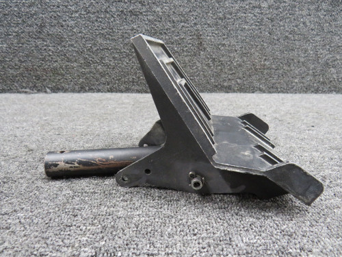 0760678-2 Cessna 182M Co-Pilot Inboard Brake & Rudder Pedal Assembly