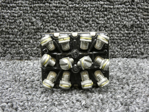 MS24614-F272 Cutler Hammer Toggle Switch