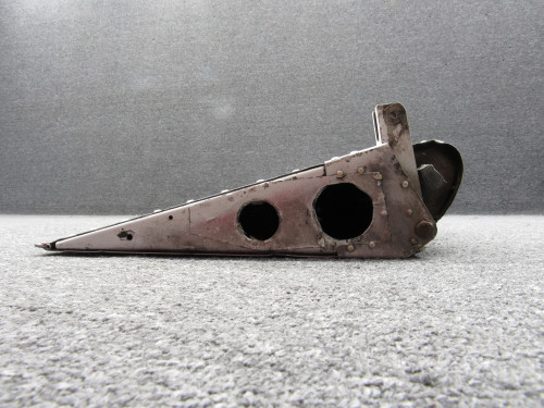 17104-001 (Use: 764-239) Piper PA-23-160 Flap Assembly RH