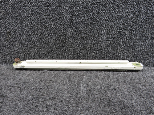 35-815252-3 Beechcraft 58 Main Landing Gear Aft Column