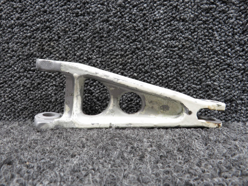 36-810016-1 Beechcraft 58 Main Gear Lower Torque Knee