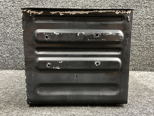 0822010-8, 0822011-1 Cessna 310Q Battery Box Assembly with Lid