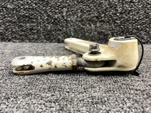 0842108-3 (Casting#: 0842108-497) Cessna 310Q Nose Gear Retraction Arm