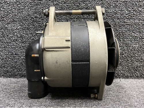 ALV-8511 (Use: ALV-8511R) Continental IO-470-VO Hartzell Alternator (24V, 100A)