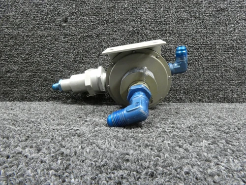 23200 Sterer Hydraulic Reservoir Pressure Regulator Assembly with Bracket
