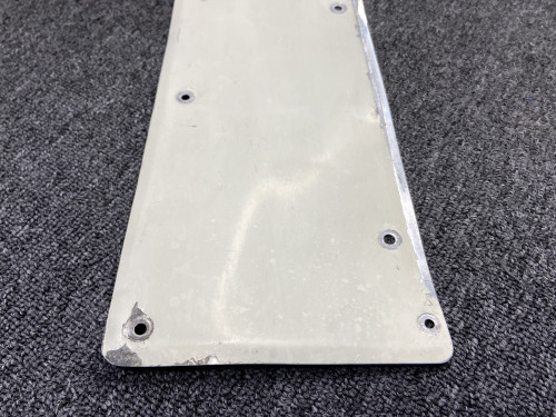 0800056-35 Cessna 310Q Lower Center Wing Fillet LH