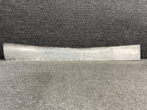 0800056-35 Cessna 310Q Lower Center Wing Fillet LH