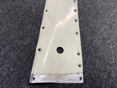 0800056-36 Cessna 310Q Lower Center Wing Fillet RH