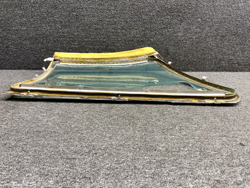 0811261-7, 0891107-2 Cessna 310Q Pilot Cabin Window Assembly w Retainers