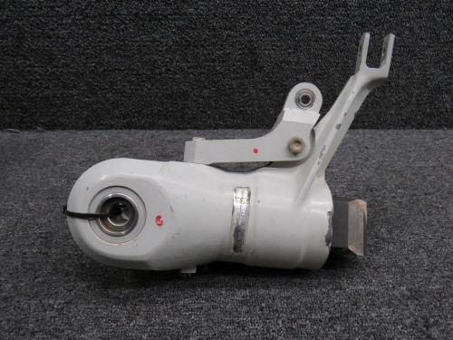 269A1221-5, 269A1240-7 Schweizer 269C Main Rotor Pitch Bearing Assembly (Core)
