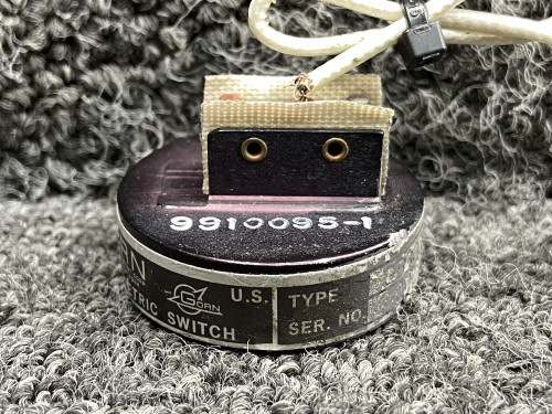 GB300NA109A (Use: 9910095-6) Gorn Barometric Switch