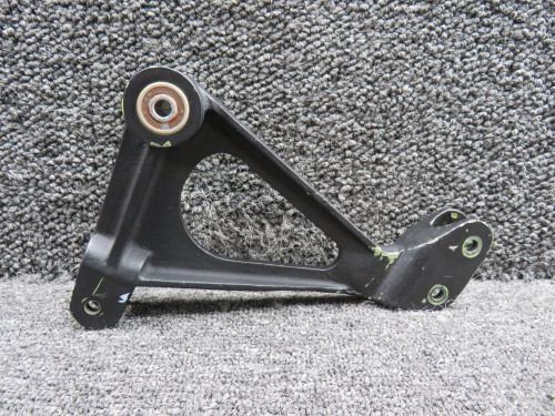269A7517 Schweizer 269C Cyclic Torque Tube Bellcrank