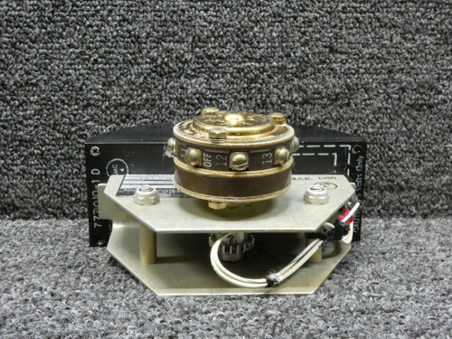777001-1 (Alt: 4833519-1) Avionic Flap Control Selector Switch