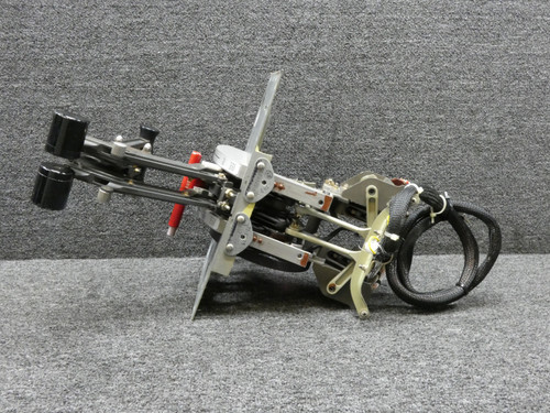 573522-23, 5553530 (Alt: 573514-91) IAI Throttle Quadrant Assembly
