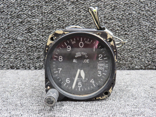 5934-1 United Instruments Altimeter Indicator (Core)