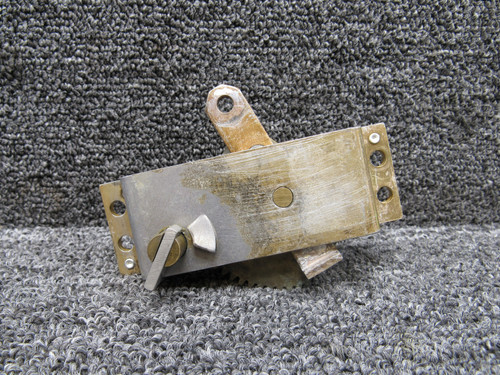 1M2-16 Cessna 421C Fuel Selector Gear Box Assembly RH