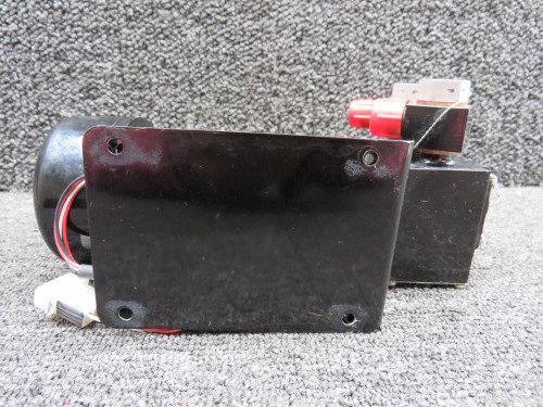 15165-013 Cirrus TKS De-Ice Metering Pump w Mounting Bracket (Volts: 28, Core)