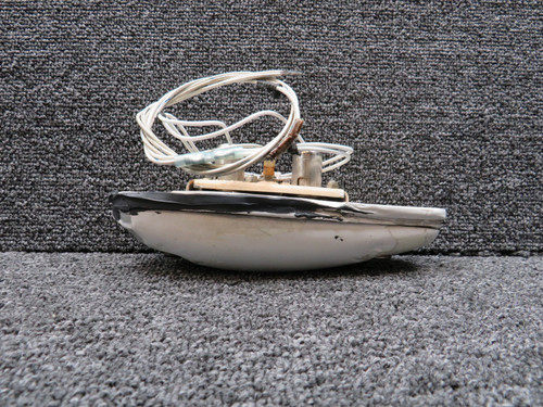 00033090-2 IAI 1124 Westwind I Exterior Light Assembly RH